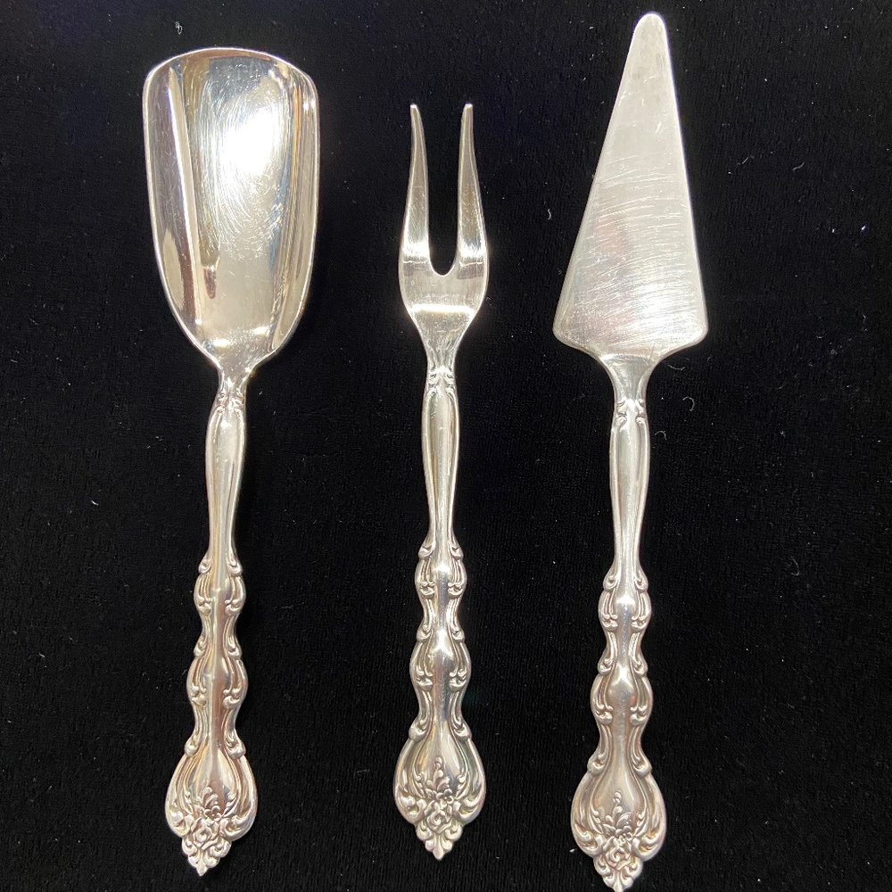 Vintage International Silverplate 3-Piece Serving Set Ornate Scoop Fork Server B